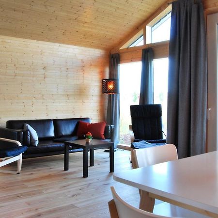 Schwarzes Holzferienhaus Mit Sauna -- Feldrain -- An Der Ostsee, Zierow Bei Wismar, 4-6 Personen Exterior photo