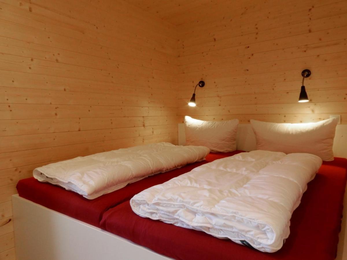 Schwarzes Holzferienhaus Mit Sauna -- Feldrain -- An Der Ostsee, Zierow Bei Wismar, 4-6 Personen Exterior photo